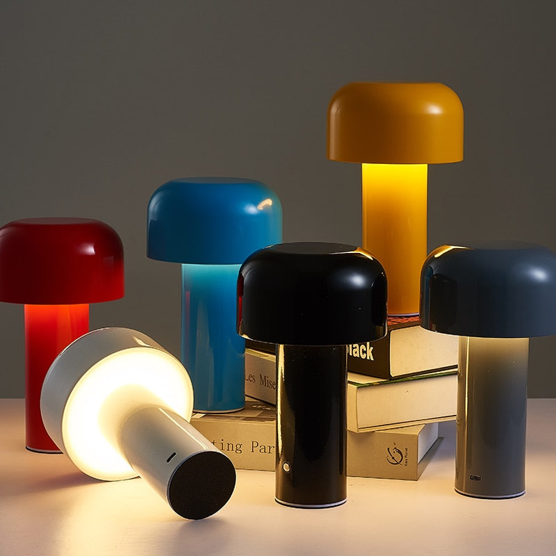 Junips | Table Lamp with Modern Cordless Design