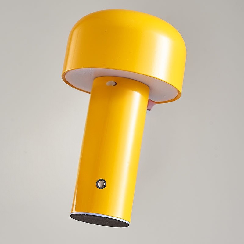 Junips | Table Lamp with Modern Cordless Design