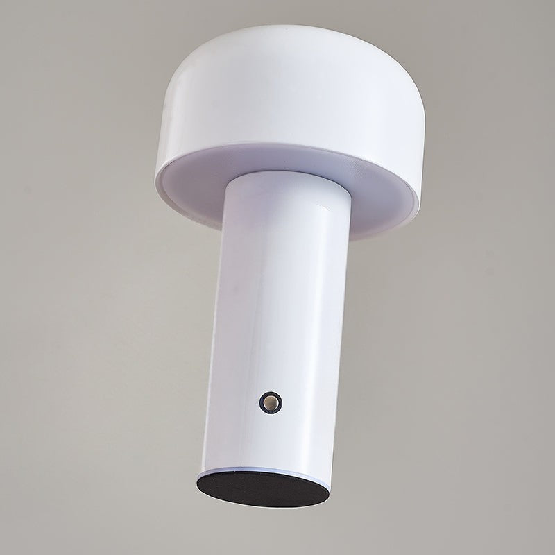 Junips | Table Lamp with Modern Cordless Design