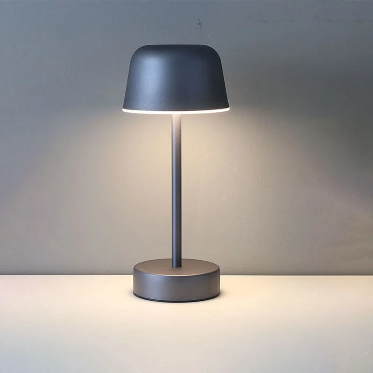 Junips | Table Lamp with Modern Metal Dimmable Design