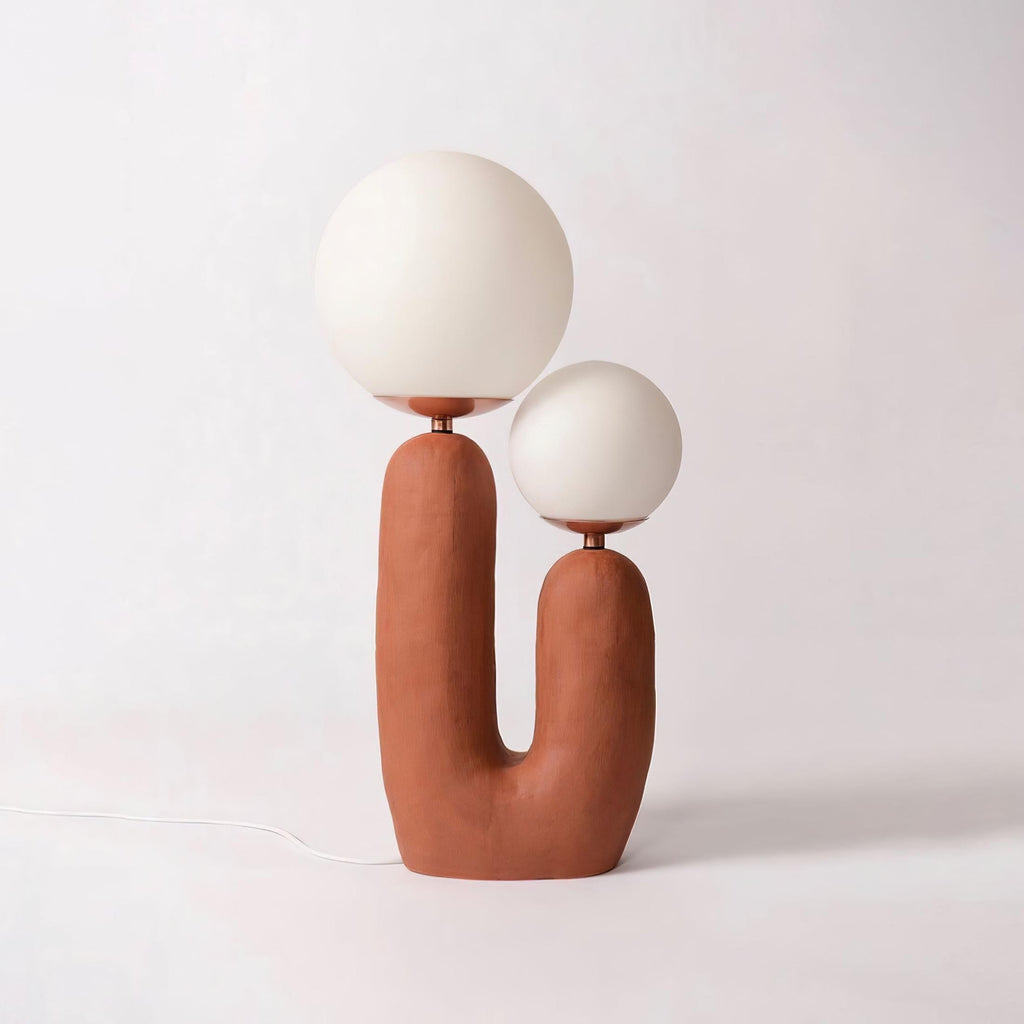 Junips | Contemporary Style Table Lamp with Natural Accent