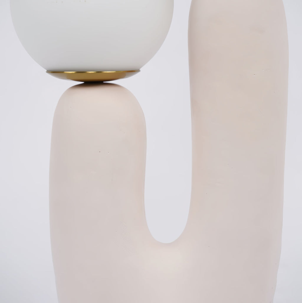 Junips | Contemporary Style Table Lamp with Natural Accent