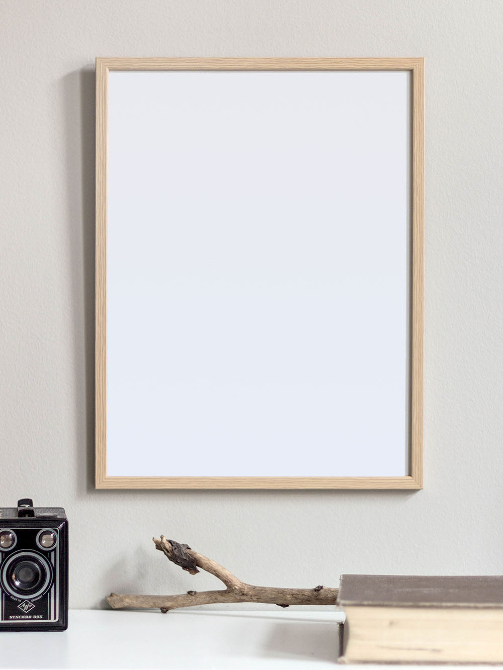 Junips | Frame, Oak