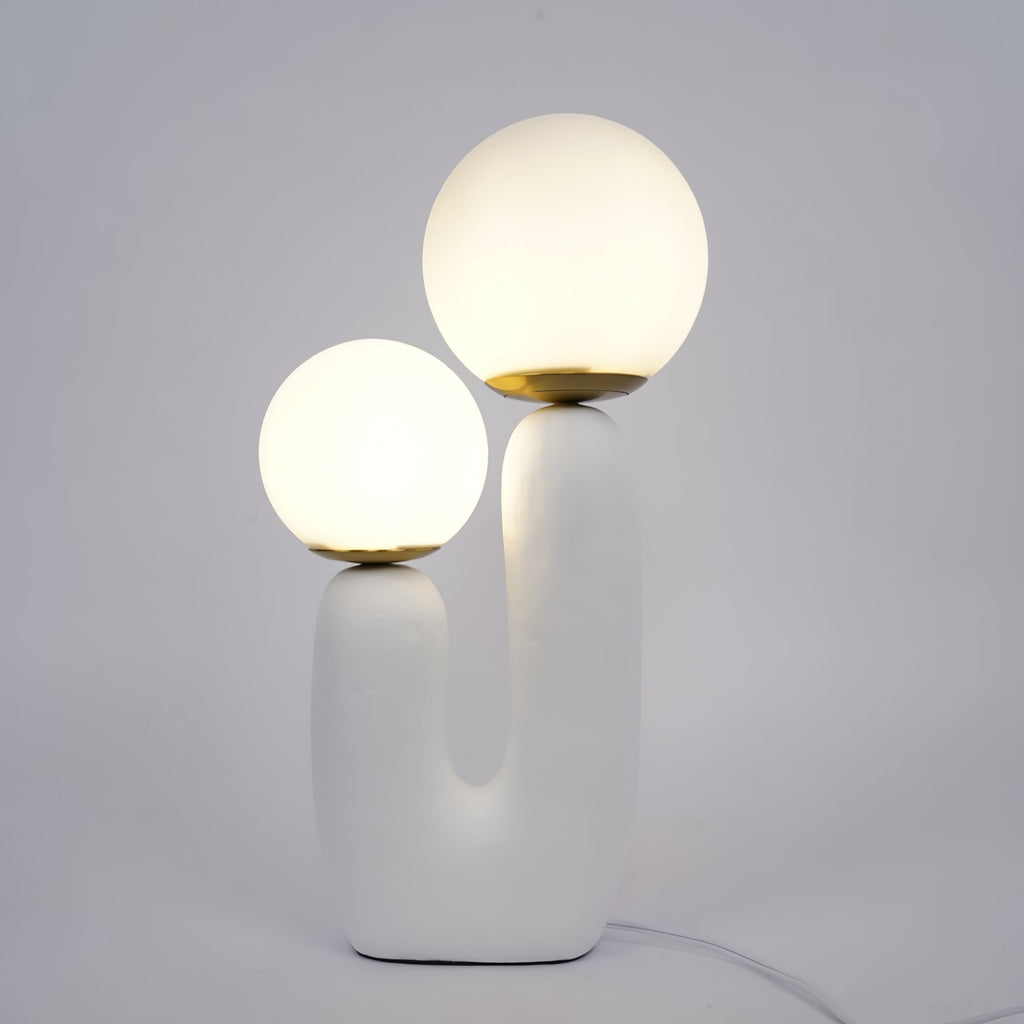 Junips | Contemporary Style Table Lamp with Natural Accent