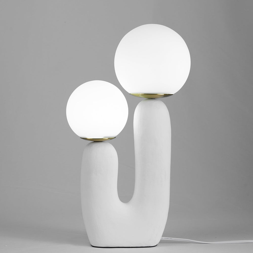 Junips | Contemporary Style Table Lamp with Natural Accent