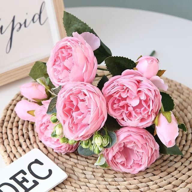 Junips | peonies