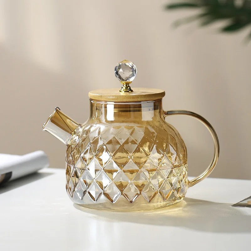 Junips | Classic Crystal Teapot | Glass & Wood