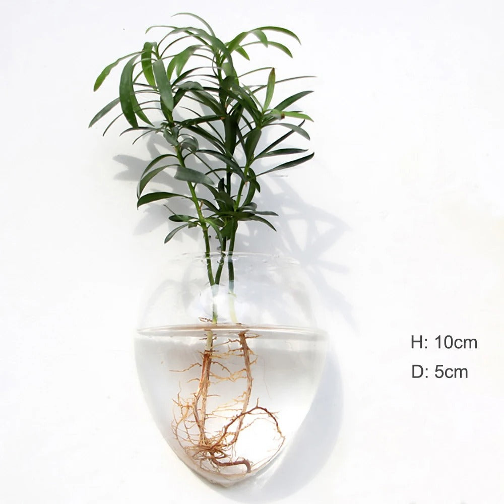 Junips | Wall vase made of glass