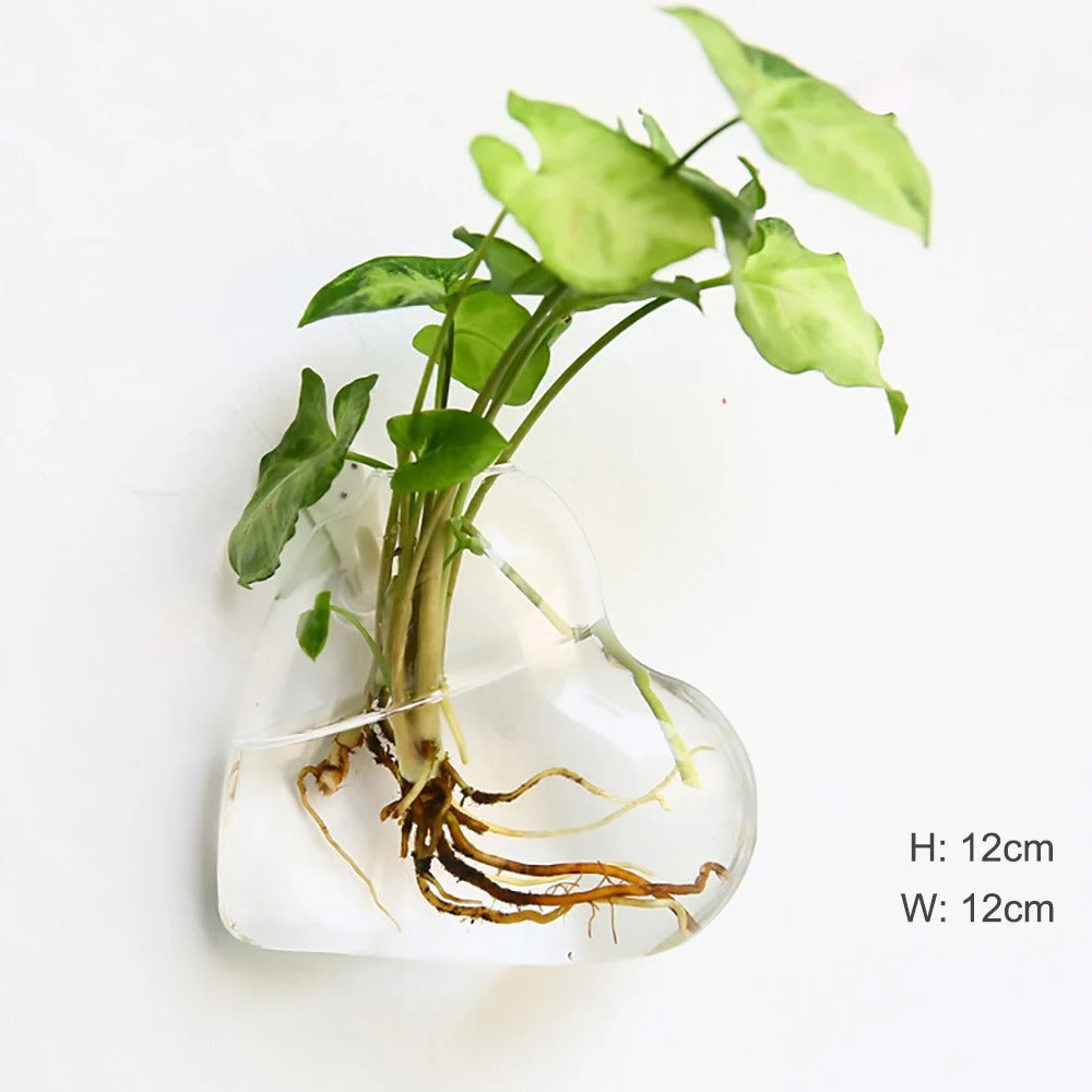 Junips | Wall vase made of glass
