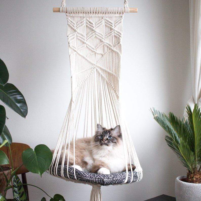 Junips | Macrame Wall Hanging Cat Bed