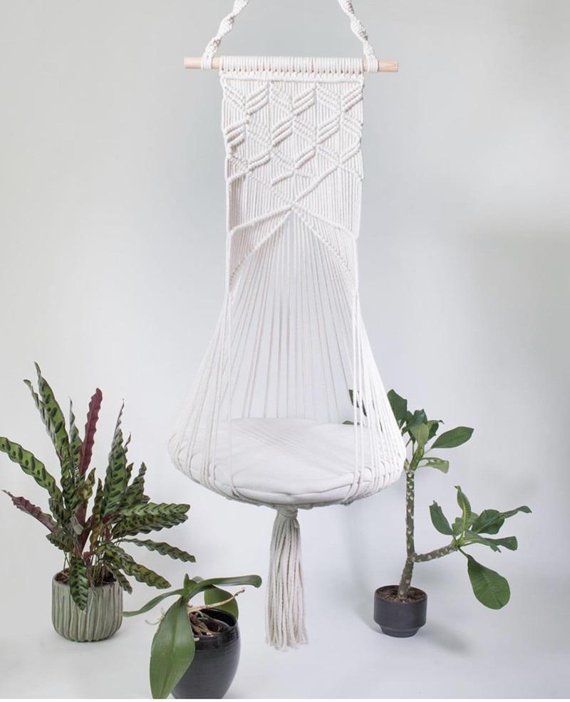 Junips | Macrame Wall Hanging Cat Bed
