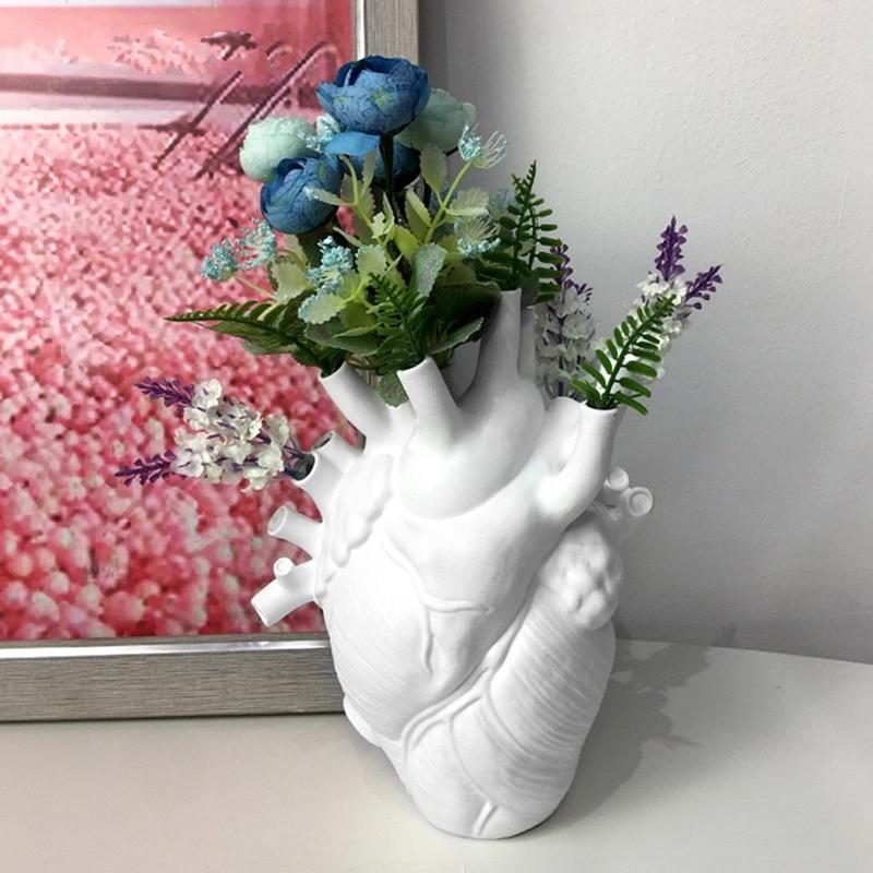 Junips | Heart Flower Vase