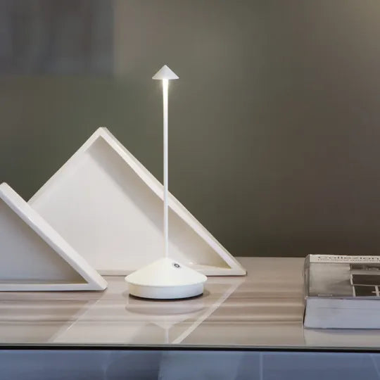 Junips | Wireless Table Lamp with Modern LED Light