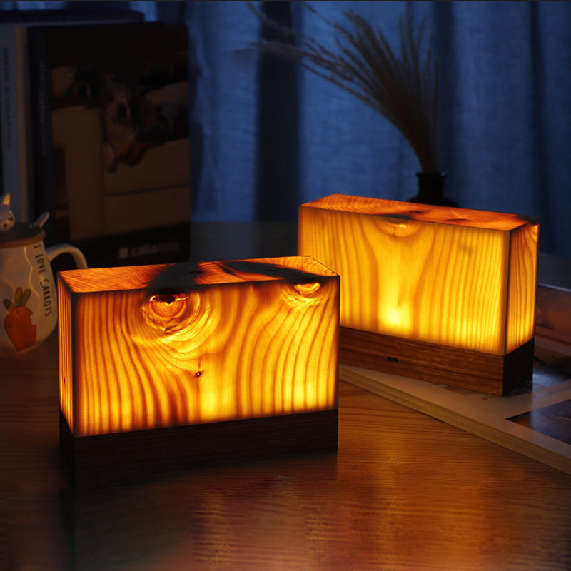 Junips | Table Lamp with Touch Control Wood Finish