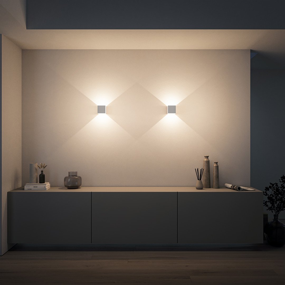 Junips | LumiGuard - LED wall lamp with warm light